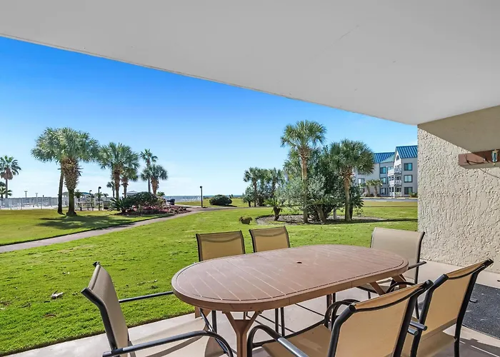 6109 Plantation-palms