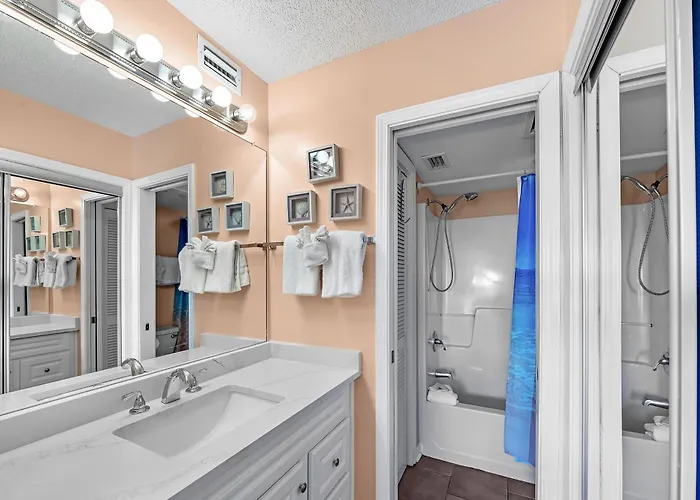 6109 Plantation-palms * Gulf Shores
