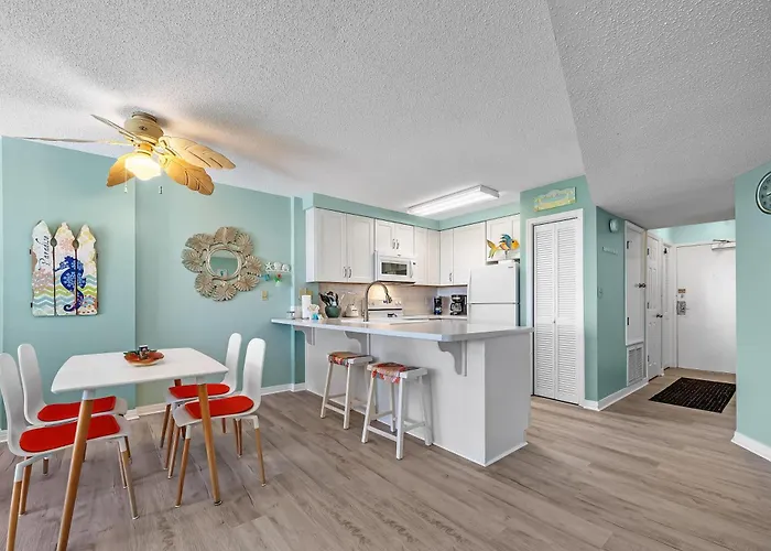 6109 Plantation-palms *