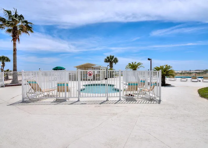 6109 Plantation-palms *